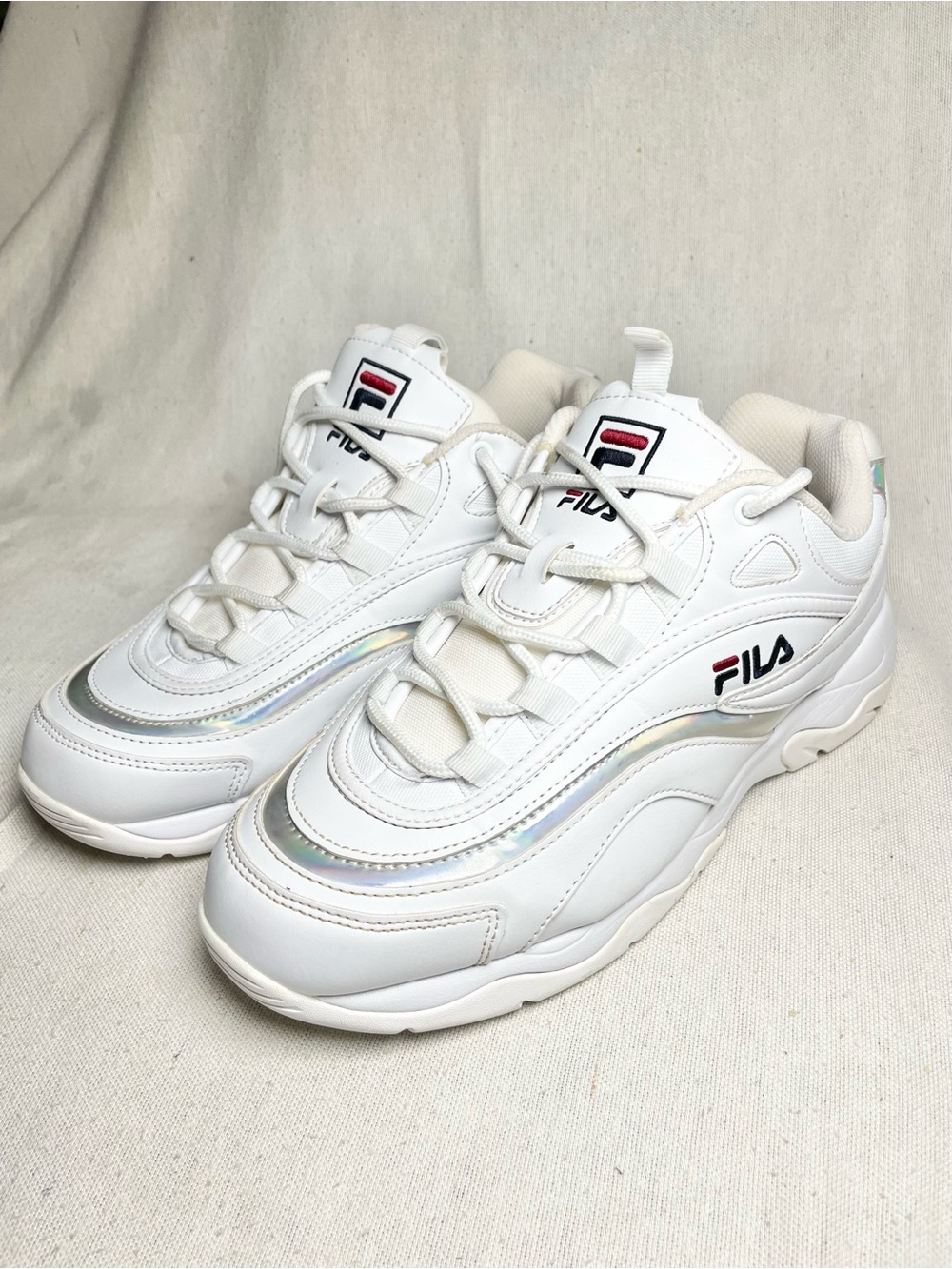 FILA White Women's Chunky Sneakers with Iridescent Accent